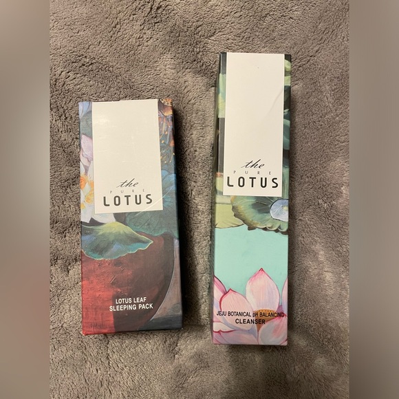 The Pure Lotus Set: pH Balancing Cleanser & Lotus Leaf Sleep Pack | NIB - Picture 2 of 13